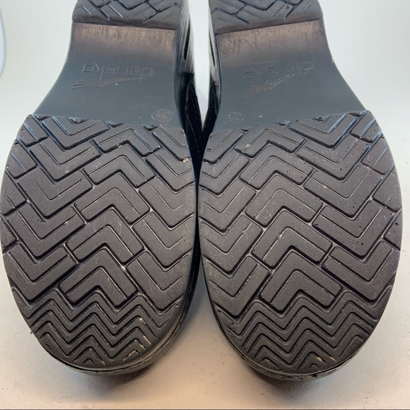 Dansko Black Oiled Metal Floral Patricia Professional Stapled Clogs 38 7.5 8 - Picture 10 of 11